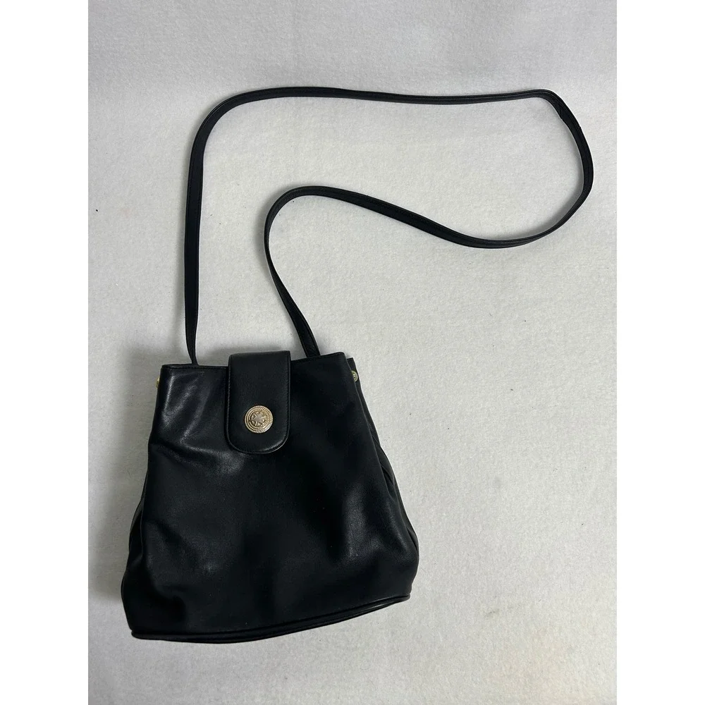 Vintage 90s Vanessa Women Sm Black Leather Crossbody‎ Bag Gold Crest Flap Purse